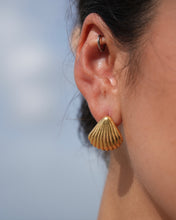 Load image into Gallery viewer, Shelsey Earrings
